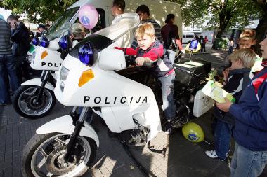 Policininkai kviečia vaikus kartu praleisti laisvalaikį