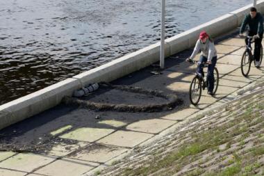 Į Nemuną ir toliau bėga teršalai