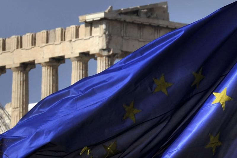 Graikijos premjeras tariasi su prezidentu dėl koalicinės vyriausybės