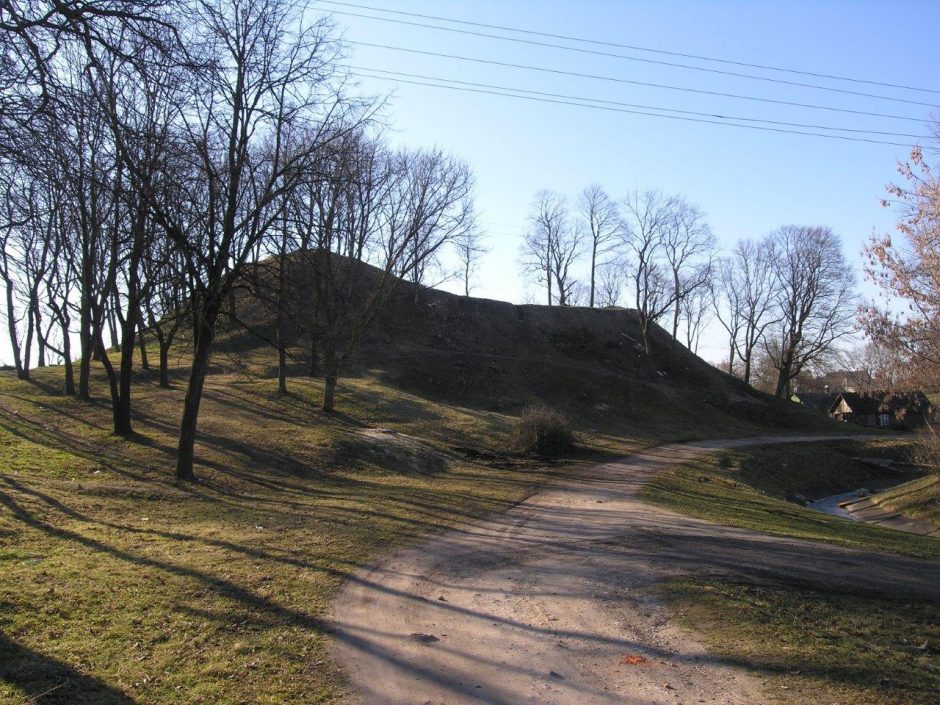 Archeologas apie piliakalnius: daugeliui tai – neatrasta Lietuva