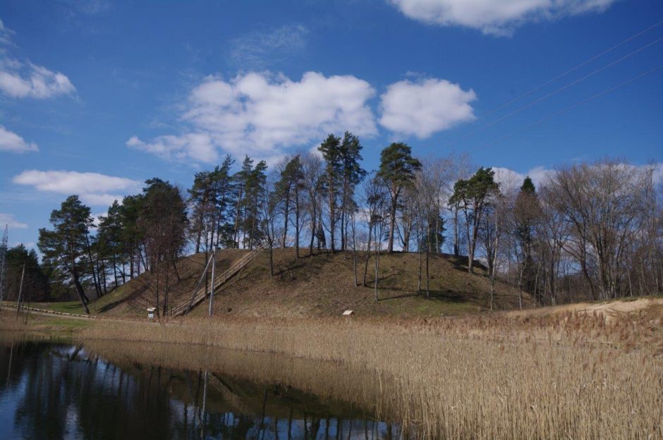 Archeologas apie piliakalnius: daugeliui tai – neatrasta Lietuva