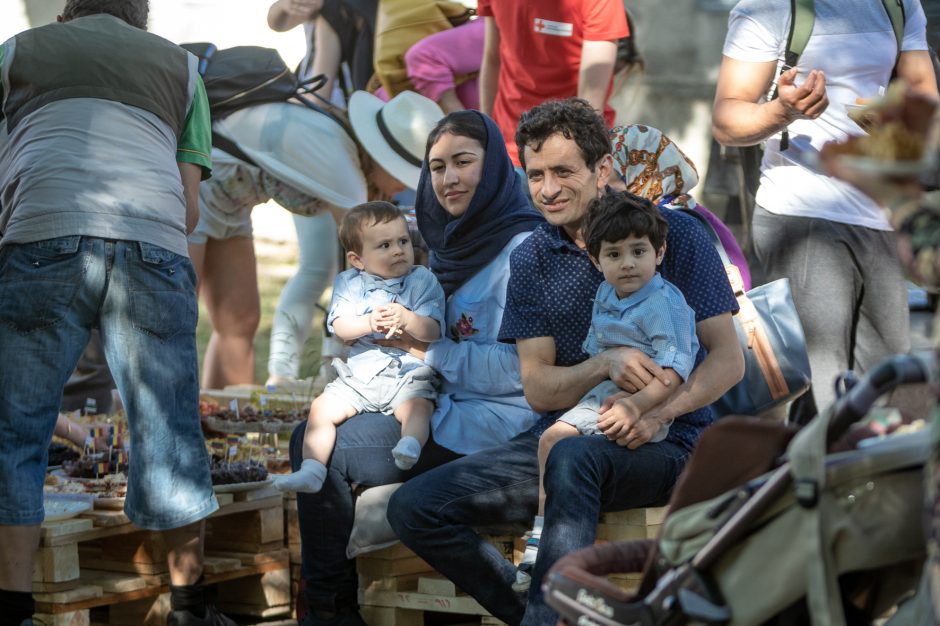 Pabėgėlių dienos proga – piknikas Prezidentūros kiemelyje