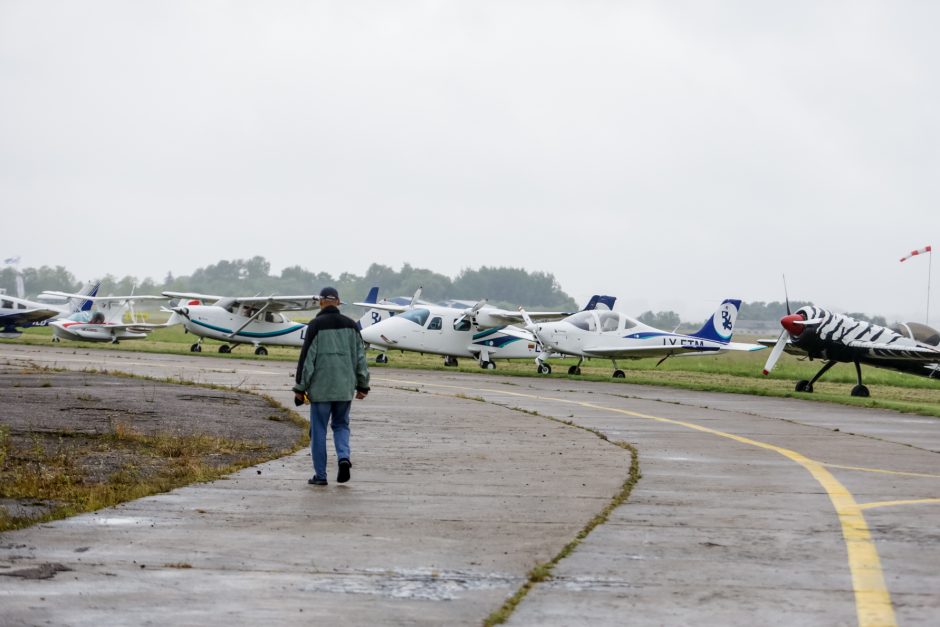 Kaune prasidėjo aviacijos šventė