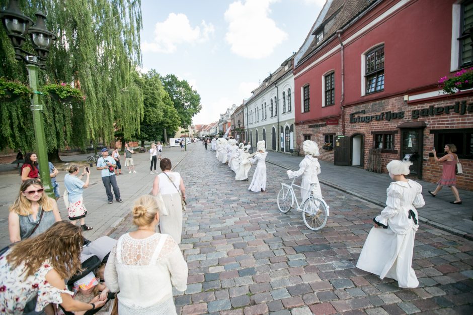 „Volfas Engelman“ Aludarių dienos šventėje netrūko ir gero alaus, ir skambios muzikos