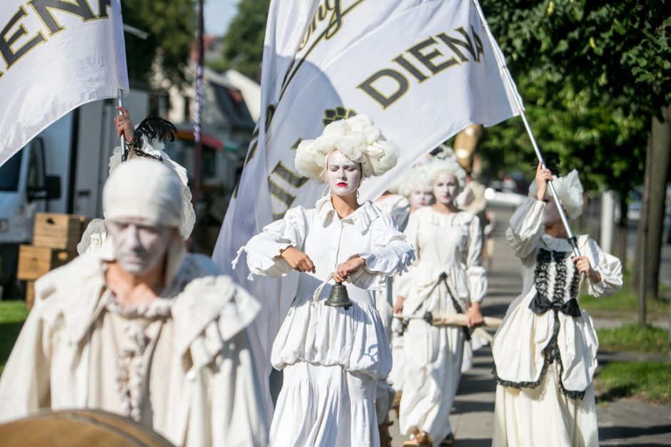 „Volfas Engelman“ Aludarių dienos šventėje netrūko ir gero alaus, ir skambios muzikos