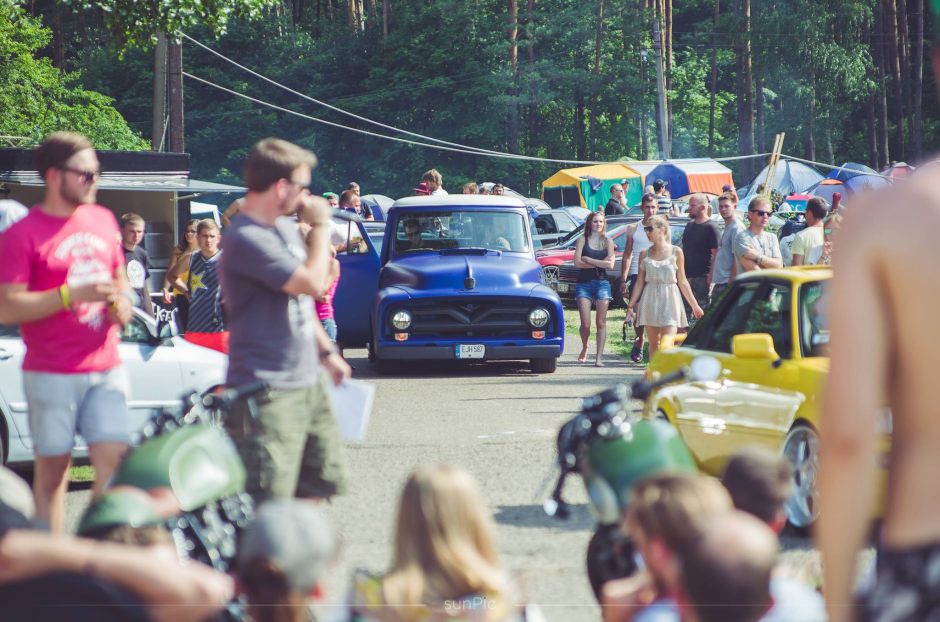 Automobilių kultūros festivalis „Chill‘n‘Grill“ grįžta į Daugus