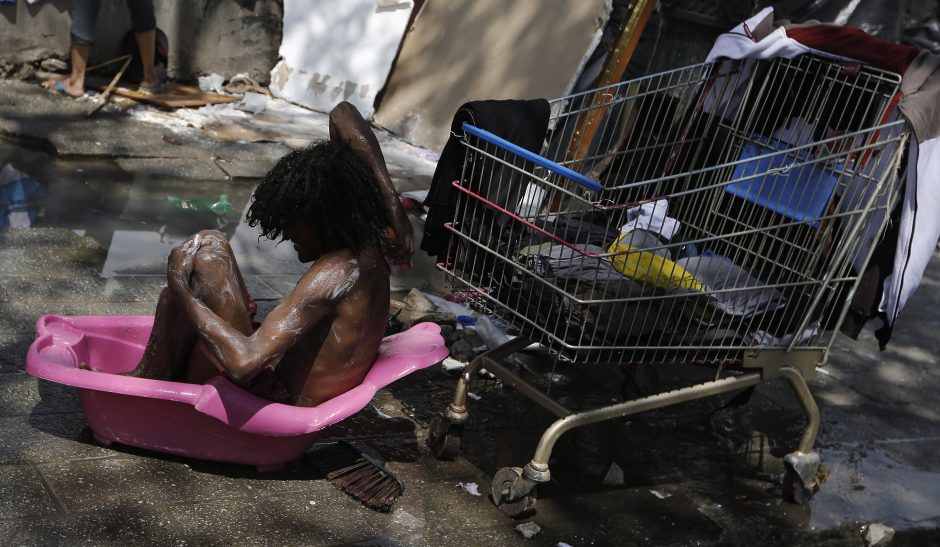 Braziliją baigia užsmaugti nepritekliai