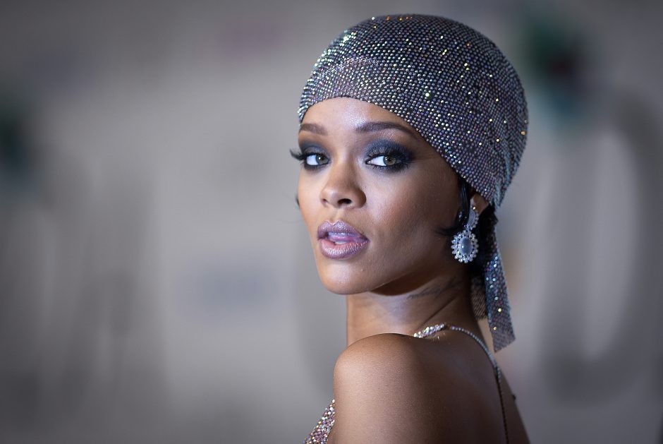 Eminemas naujoje dainoje užsimena apie romaną su Rihanna