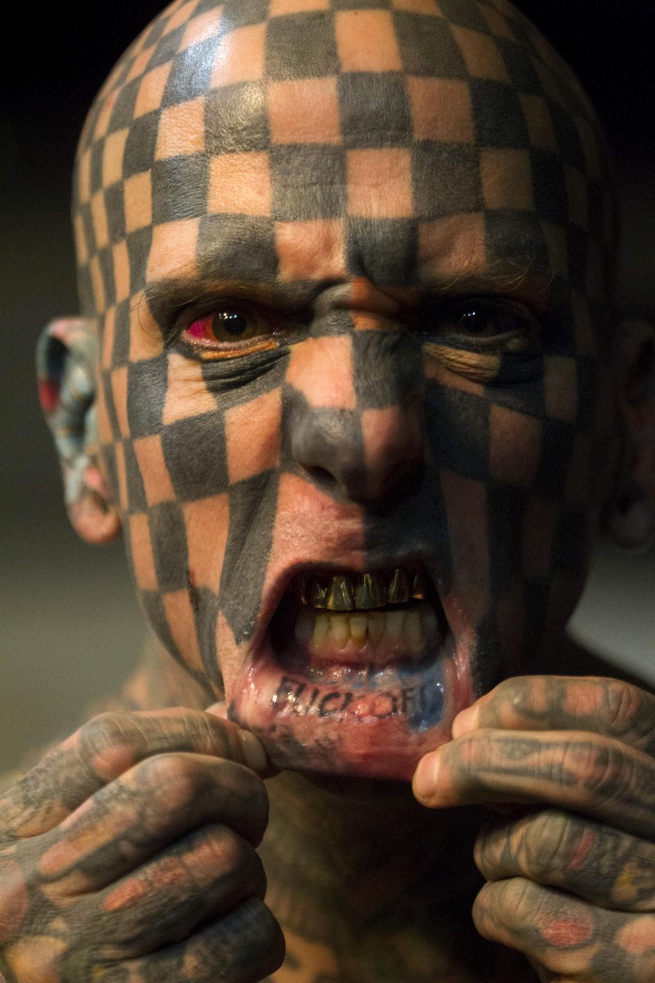 Tatuiruotėmis išmarginti kūnai atima žadą