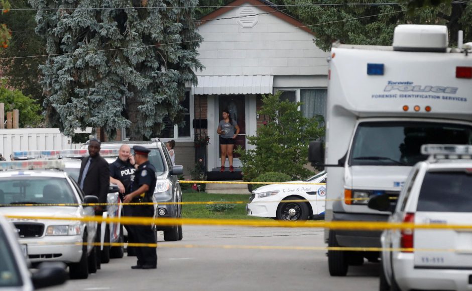 Užpuoliko ataka Kanadoje: arbaletu nušauti trys žmonės