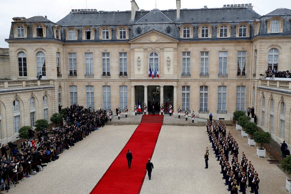 E. Macronas inauguruotas Prancūzijos prezidentu