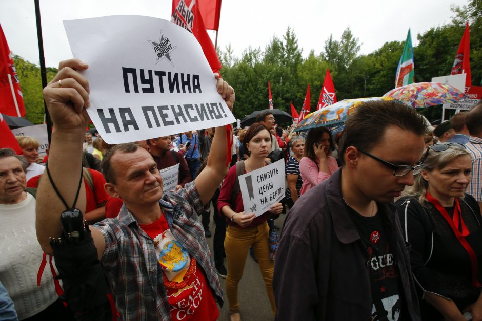 Tūkstančiai rusų protestuoja prieš pensinio amžiaus ilginimą