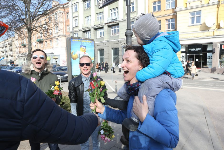 Moterims Vilniaus senamiestyje – „Domino“ teatro aktorių pasala