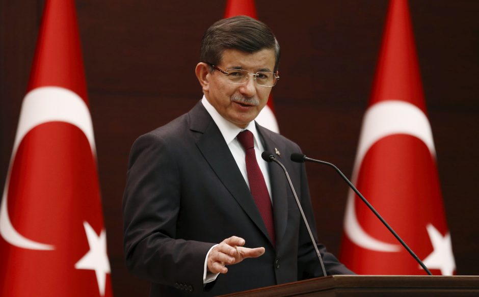 Turkijos premjeras raginimus atidaryti sieną vadina „veidmainiškais“