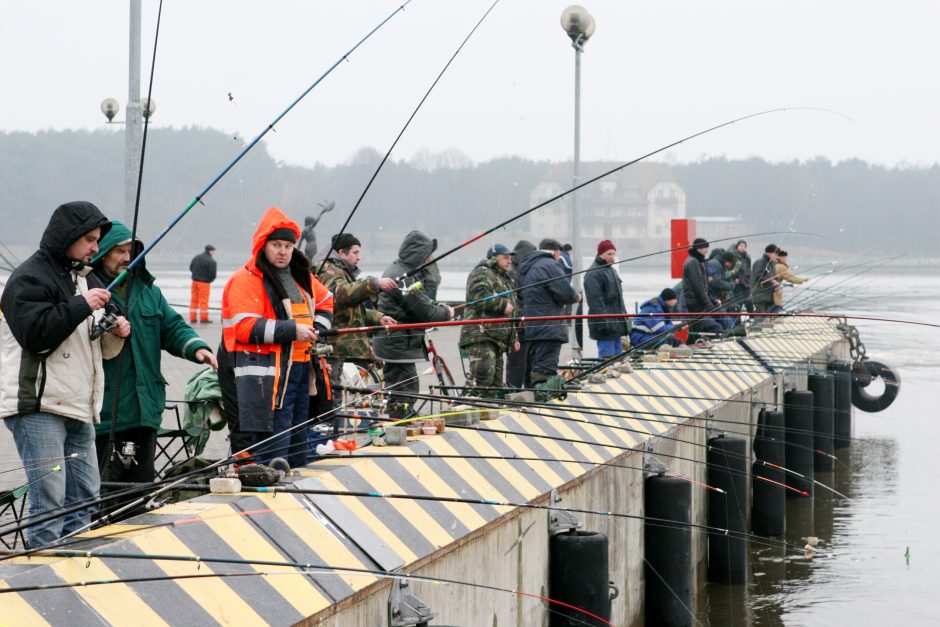 Užsieniečiams pernai išduota dvigubai daugiau leidimų žvejoti