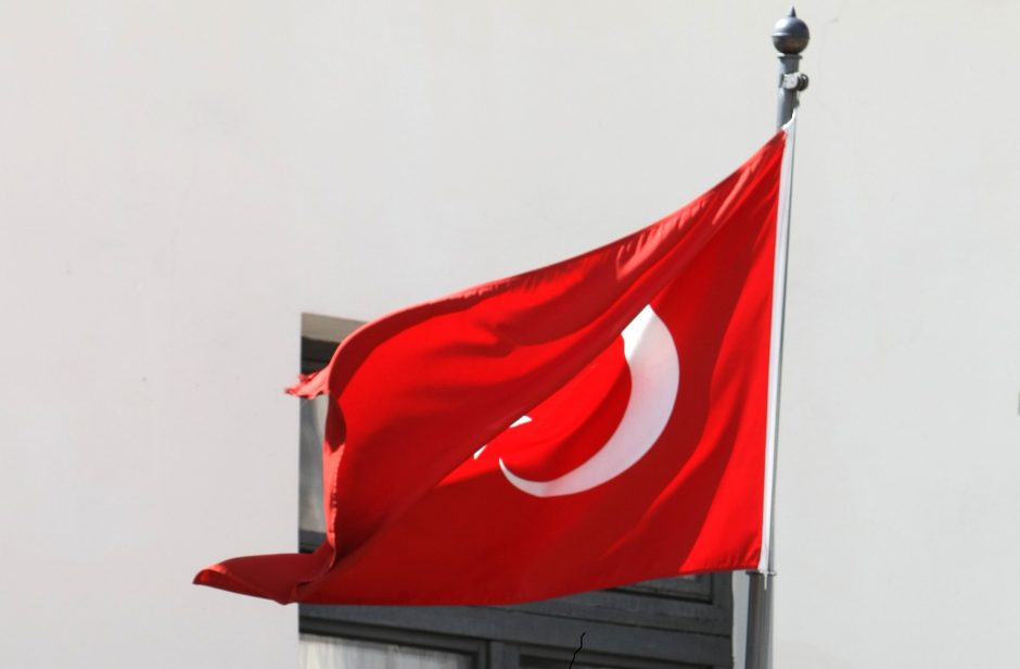 Turkija griežtai reagavo į Sirijos parlamento sprendimą pripažinti armėnų genocidą