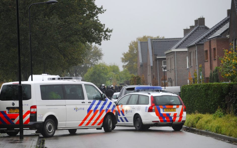 Olandų policija po naujametinių riaušių areštavo 100 jaunuolių