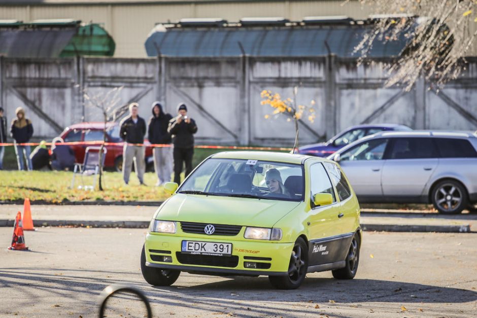 Žiemos sezoną greičio mėgėjai pasitiko „Pajūrio slalomu“