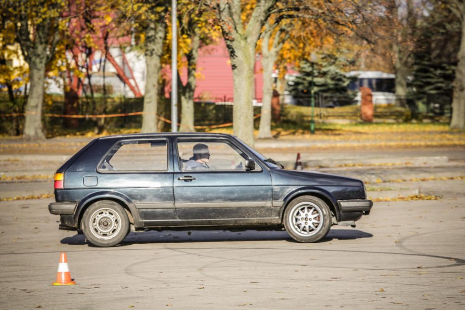 Žiemos sezoną greičio mėgėjai pasitiko „Pajūrio slalomu“