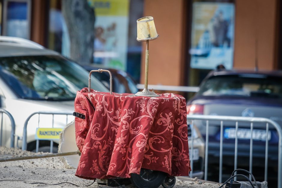 Teatro aikštę okupavo menininkai iš užsienio 