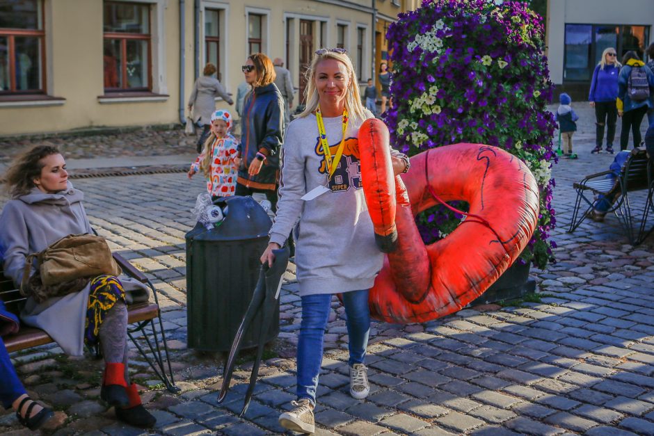 Teatro aikštę okupavo menininkai iš užsienio 