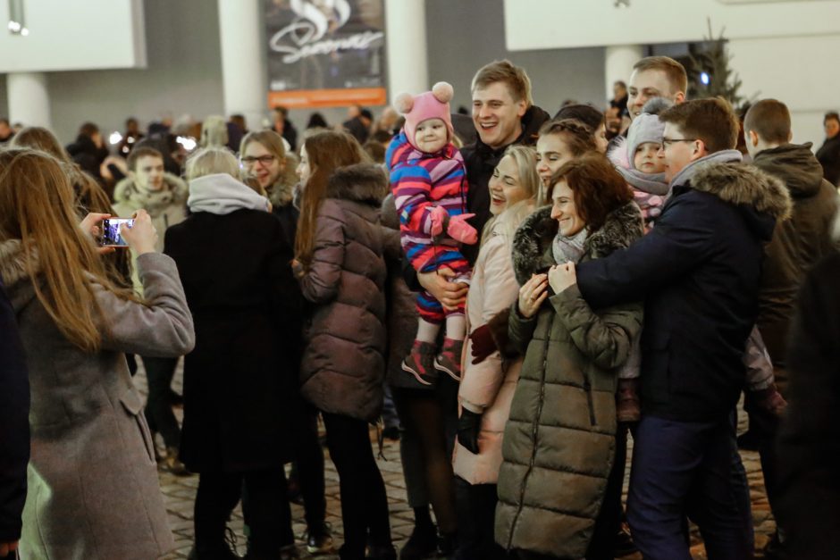 Klaipėdiečiai pasitiko Naujuosius – šampanas liejosi laisvai