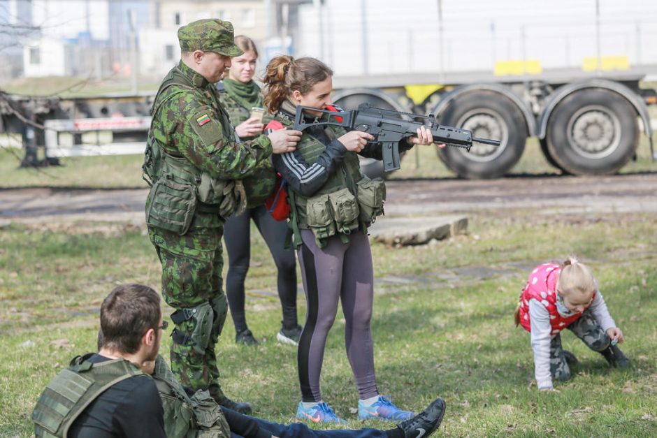 Uostamiestyje – galimybė dienai tapti kariu