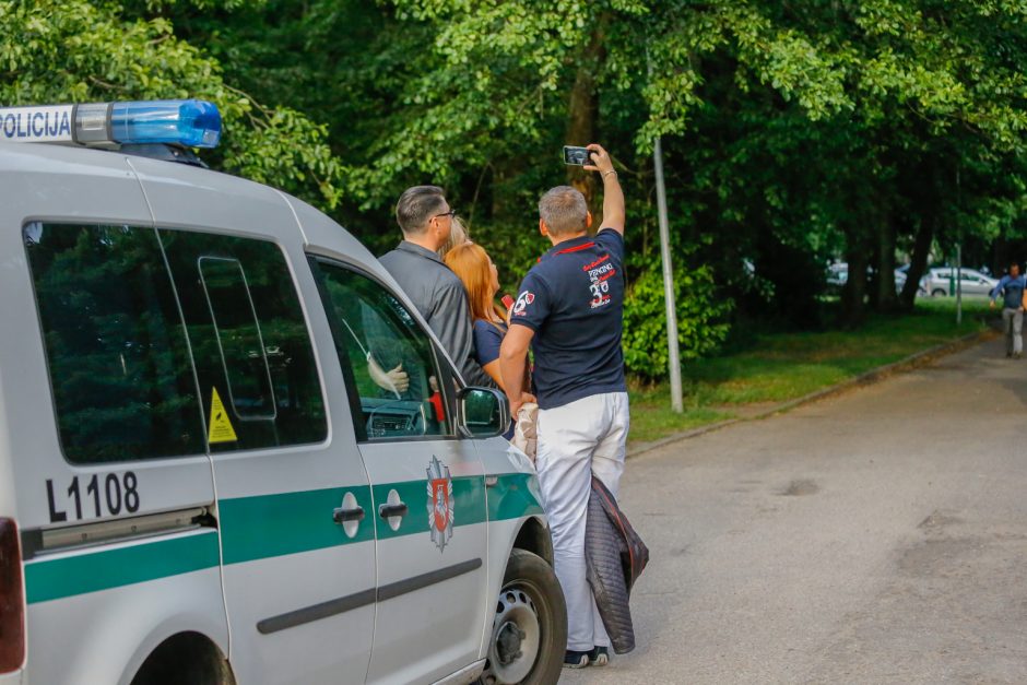 SEL sudrebino Klaipėdą: suplūdo minios gerbėjų