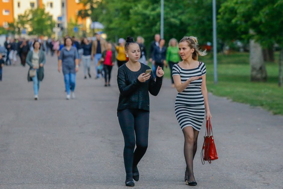 SEL sudrebino Klaipėdą: suplūdo minios gerbėjų