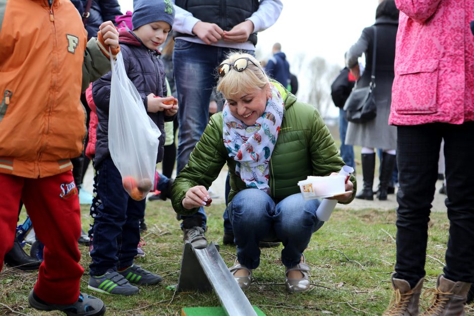 Klaipėdiečius suvienijo Atvelykio šventė Sąjūdžio parke