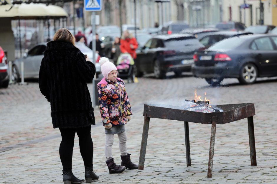 Žuvienė viliojo klaipėdiečius į Teatro aikštę