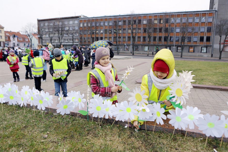 Tuberkulioze sergantiems klaipėdiečiams – ramunių žiedai