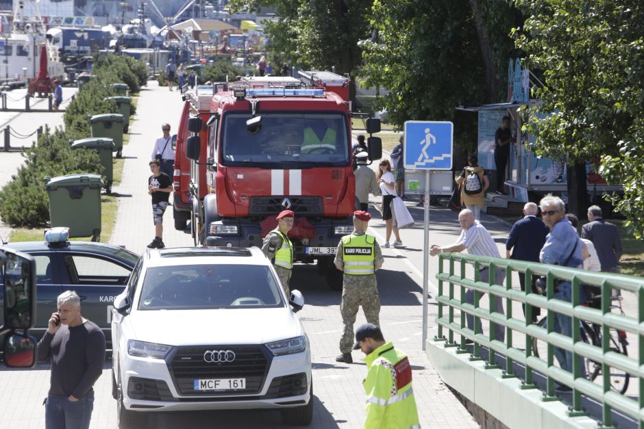 Iš Dangės upės ištrauktas nuskendusio JAV kario automobilis