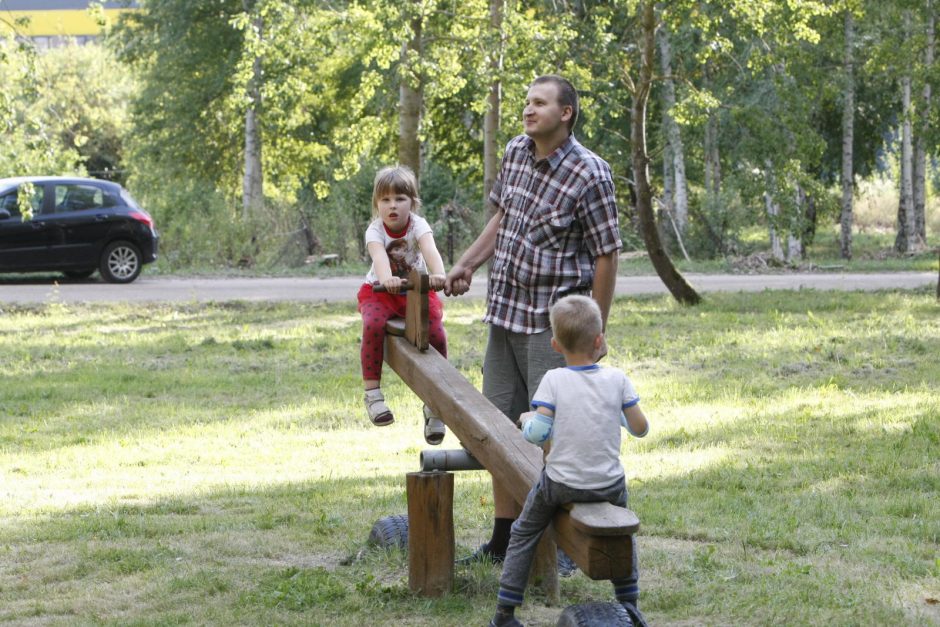 Sudmantuose kaimynai drauge palydėjo vasarą