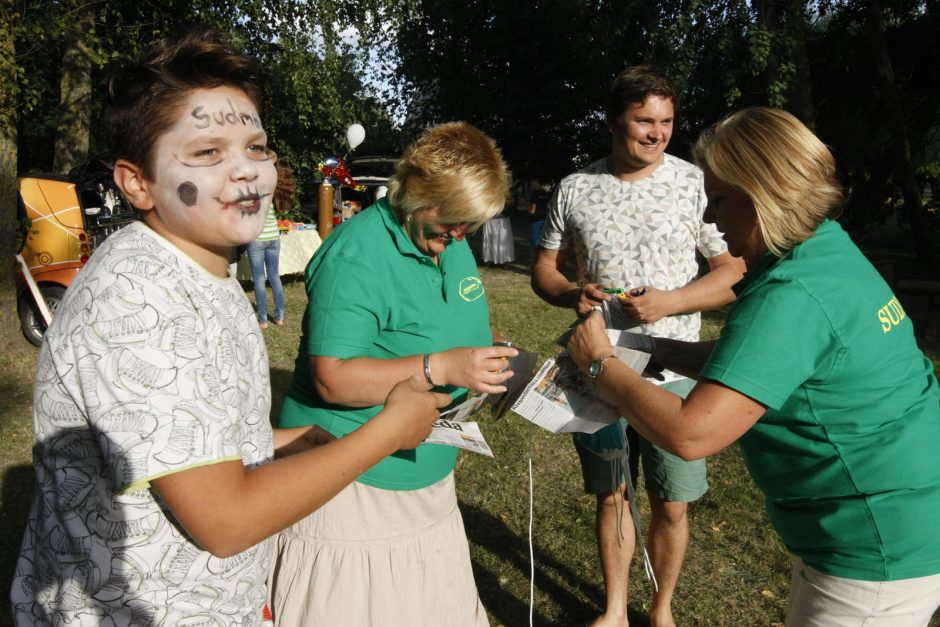 Sudmantuose kaimynai drauge palydėjo vasarą