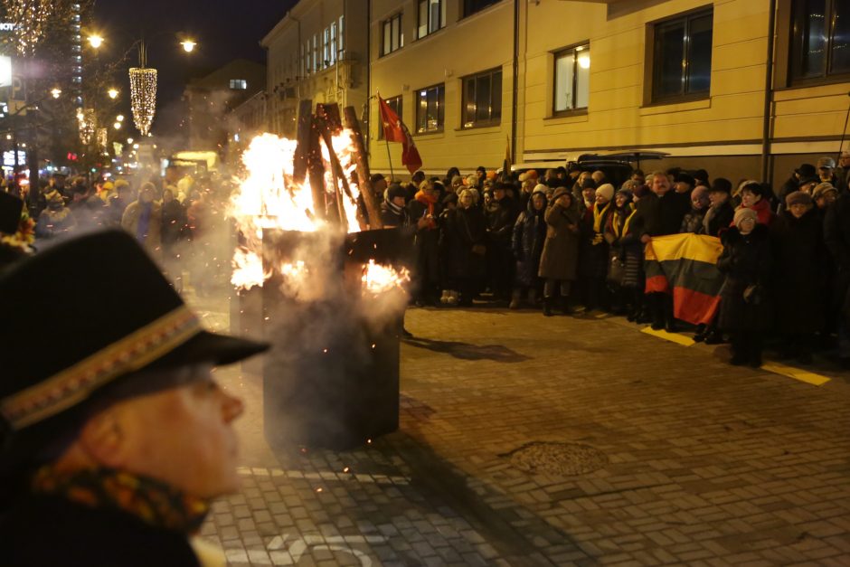 Klaipėdoje prie laužų – istorijos liudininkų susitikimai