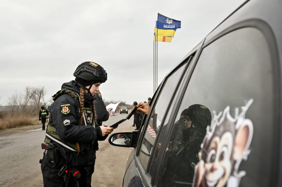 Visoje Ukrainoje vyksta operacija išaiškinti karo prievolės vengiančius vyrus