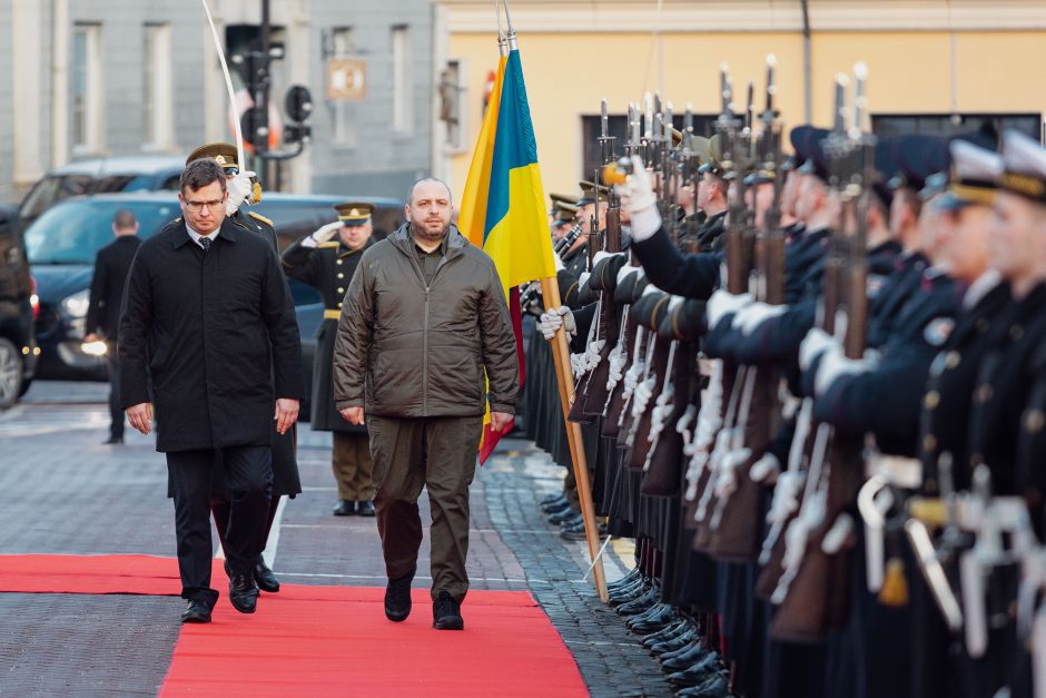 Lietuva įsipareigojo remti Ukrainos gynybos pramonę, skirs pirmus 10 mln. eurų