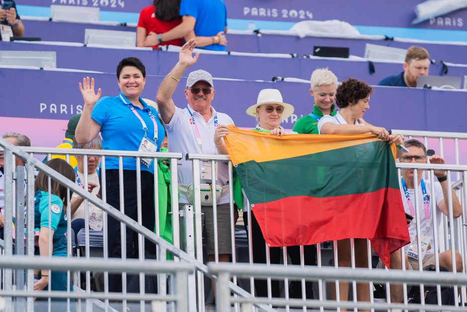 Irkluotojos I. Adomavičiūtė ir K. Kralikaitė olimpiadoje užėmė penktą vietą