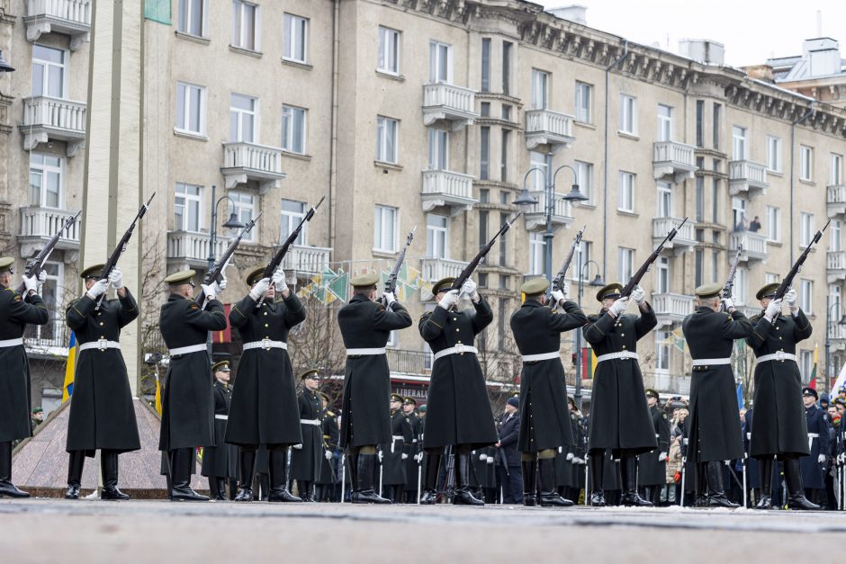 Keli tūkstančiai žmonių Vilniuje susirinko švęsti Nepriklausomybės atkūrimo