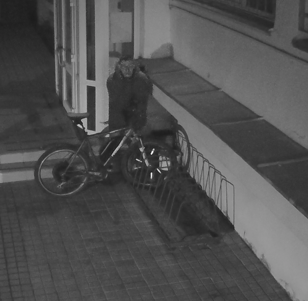 Pareigūnai prašo pagalbos: Kaune nuo dviračio pavogta įranga