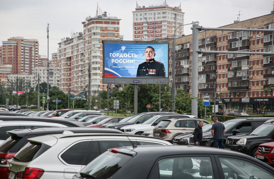 Netoli Ukrainos fronto linijos sužeisti du Rusijos NTV kanalo žurnalistai