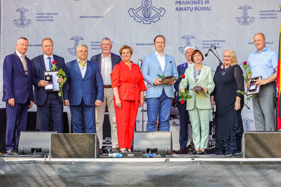 Kauno prekybos, pramonės ir amatų rūmai iškilmingai apdovanojo verslą ir akademinę bendruomenę