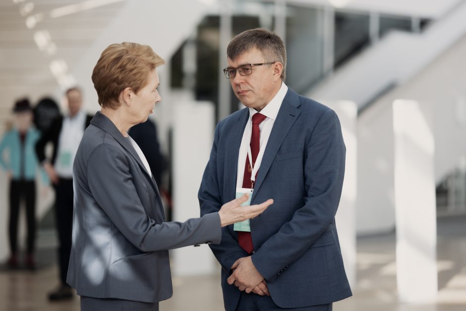 Medikus rengiantys universitetai vienija jėgas ir nori būti išgirsti