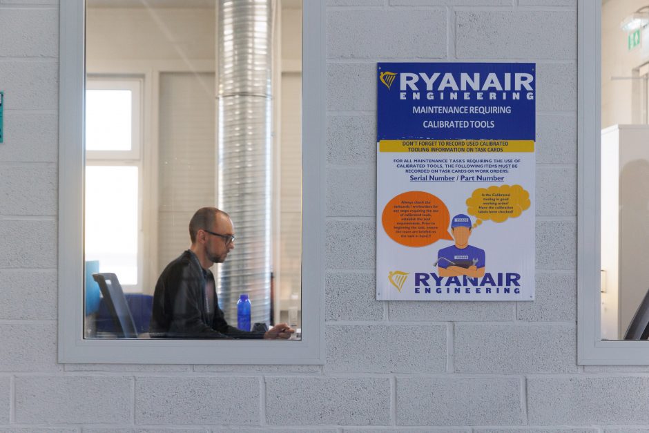 „Ryanair“ atidarė antrą orlaivių priežiūros angarą Kauno oro uoste – investavo 20 mln. eurų