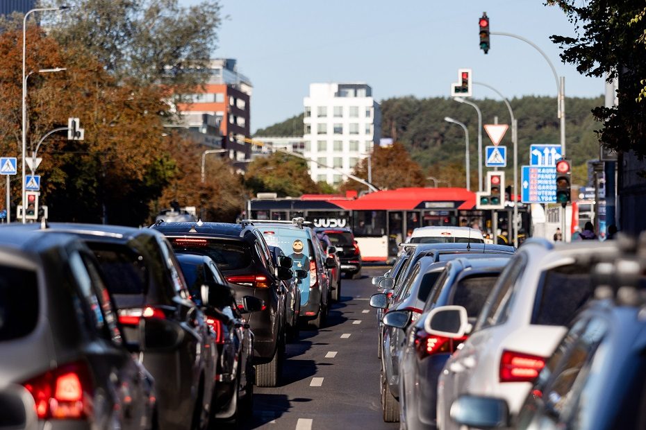 Transporto rinkos statistika: Lietuva užtikrintai pirmauja tarp kaimyninių šalių