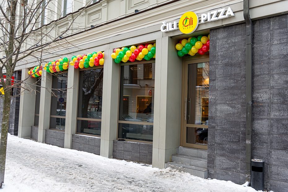 Kauno Laisvės alėjoje – naujas modernus „Čili pizza“ restoranas