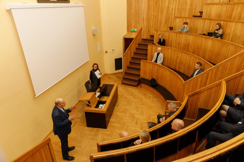 Atsinaujino LSMU Centriniai rūmai: unikalus tarpukario pastatas su daugybe paslapčių