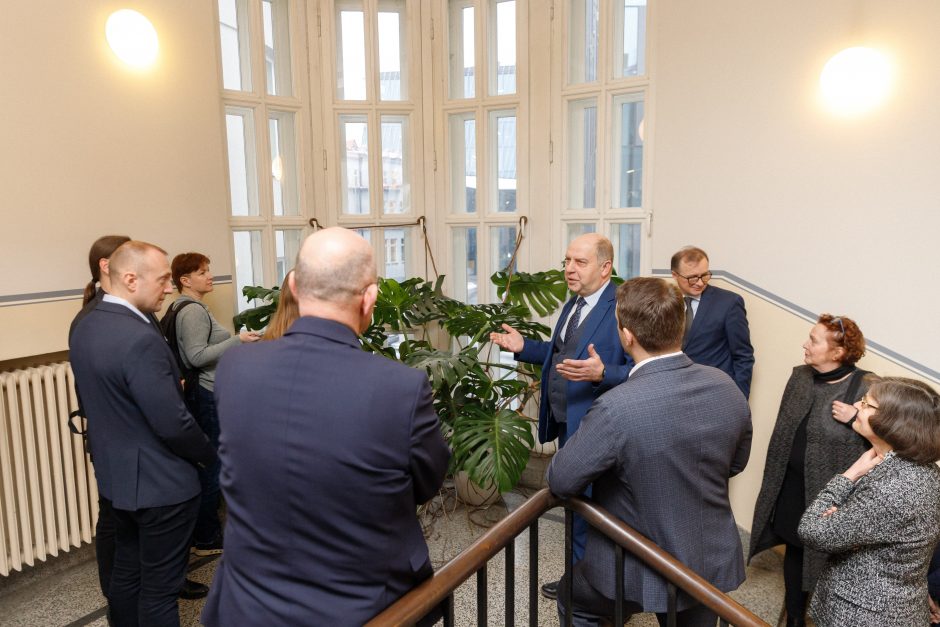 Atsinaujino LSMU Centriniai rūmai: unikalus tarpukario pastatas su daugybe paslapčių