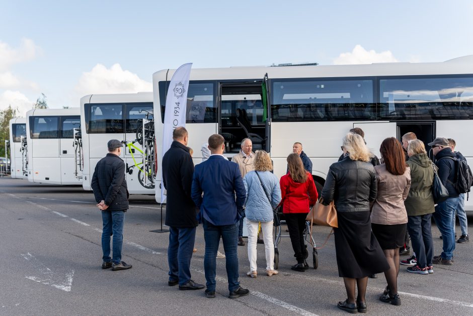 Autobuse – ir liftas, ir garsinė sistema